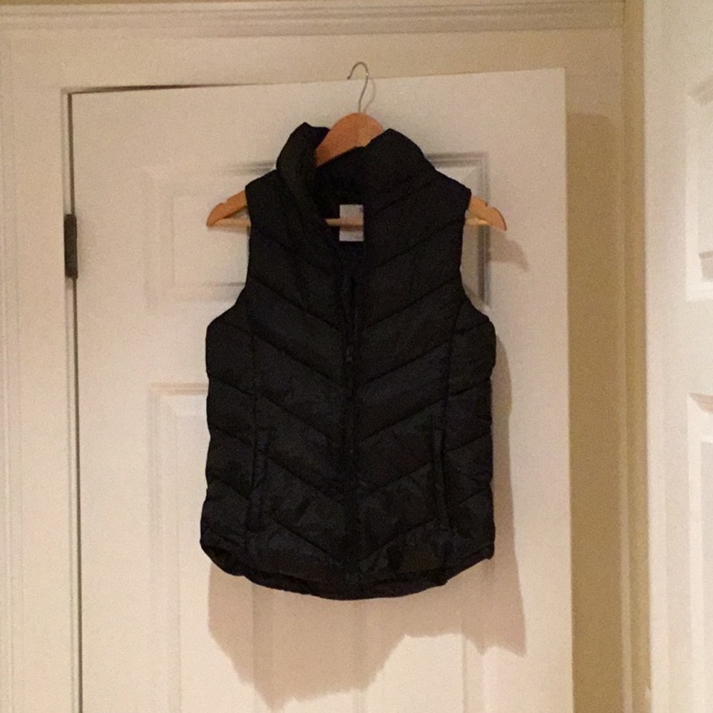 Women’s puffer vest